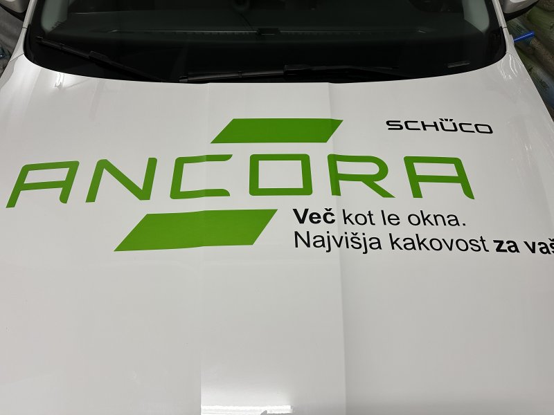 Polepitev osebnega vozila